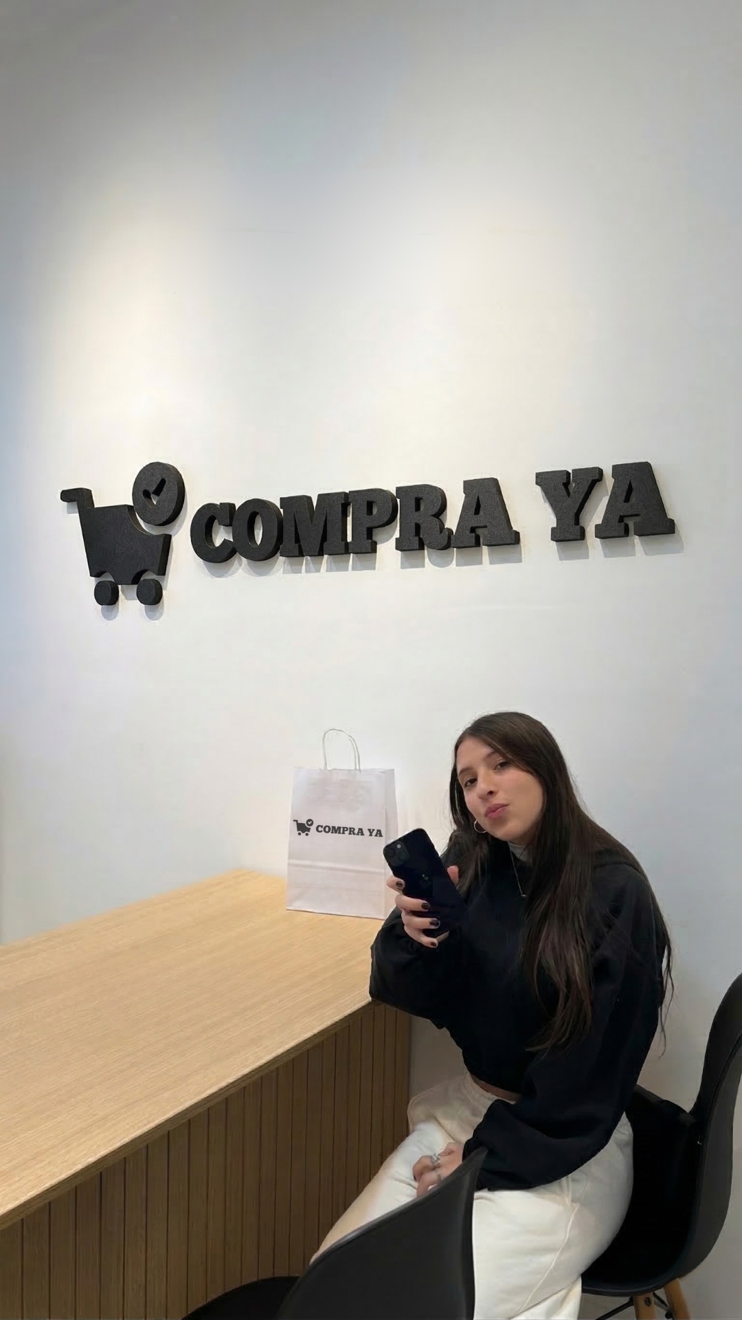 Aylén G. con su iPhone 13 de CompraYa