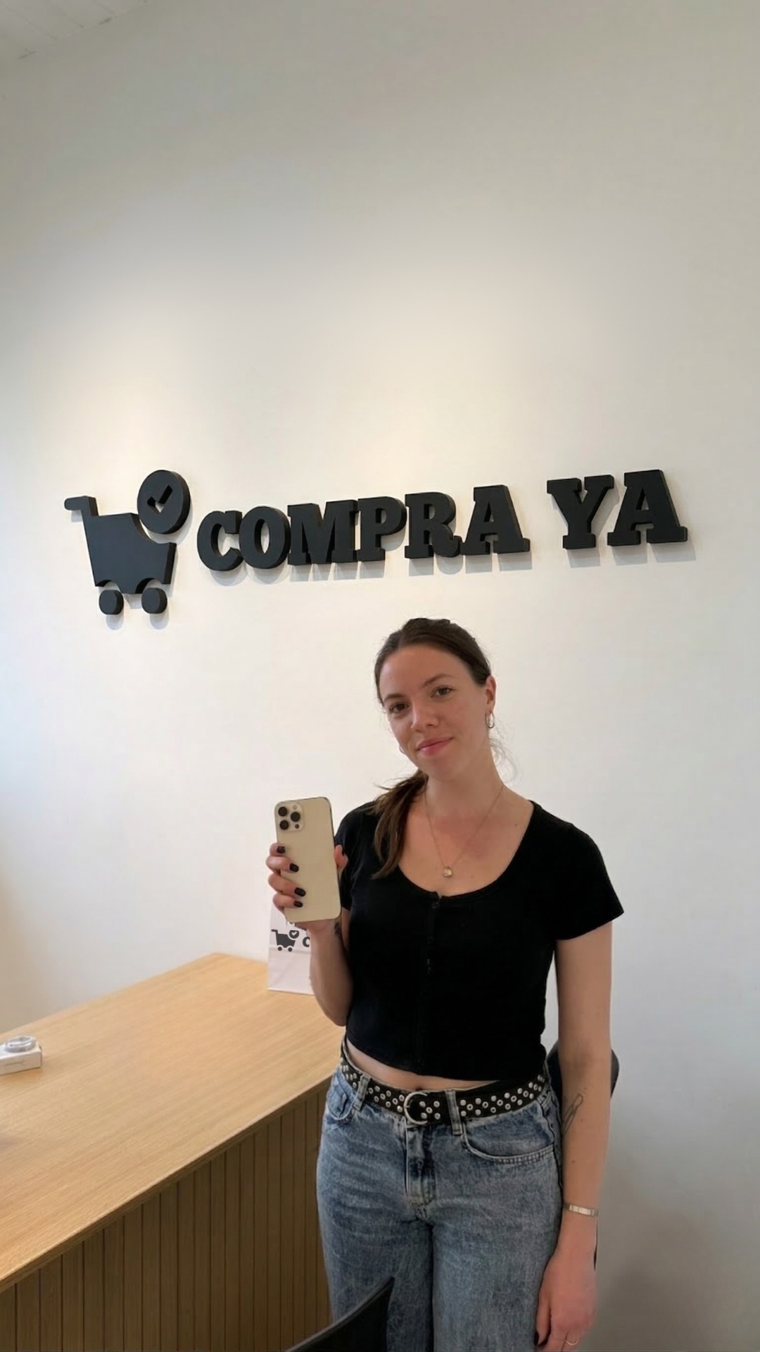 Martina L. con su iPhone 13 Pro de CompraYa